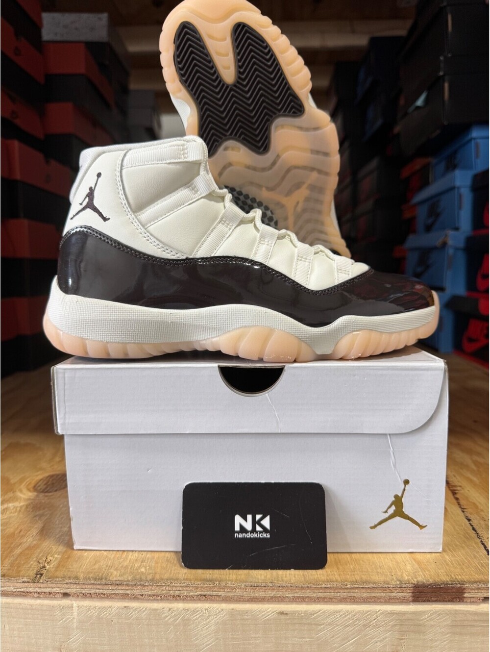 Air Jordan 11 Retro Wmns 'Neapolitan' AR0715-101 BRAND NEW WOMENS SIZES 8.5